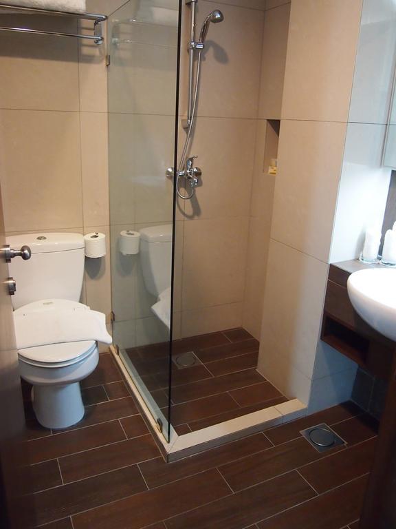 Roomz Hotel Seria Eksteriør billede